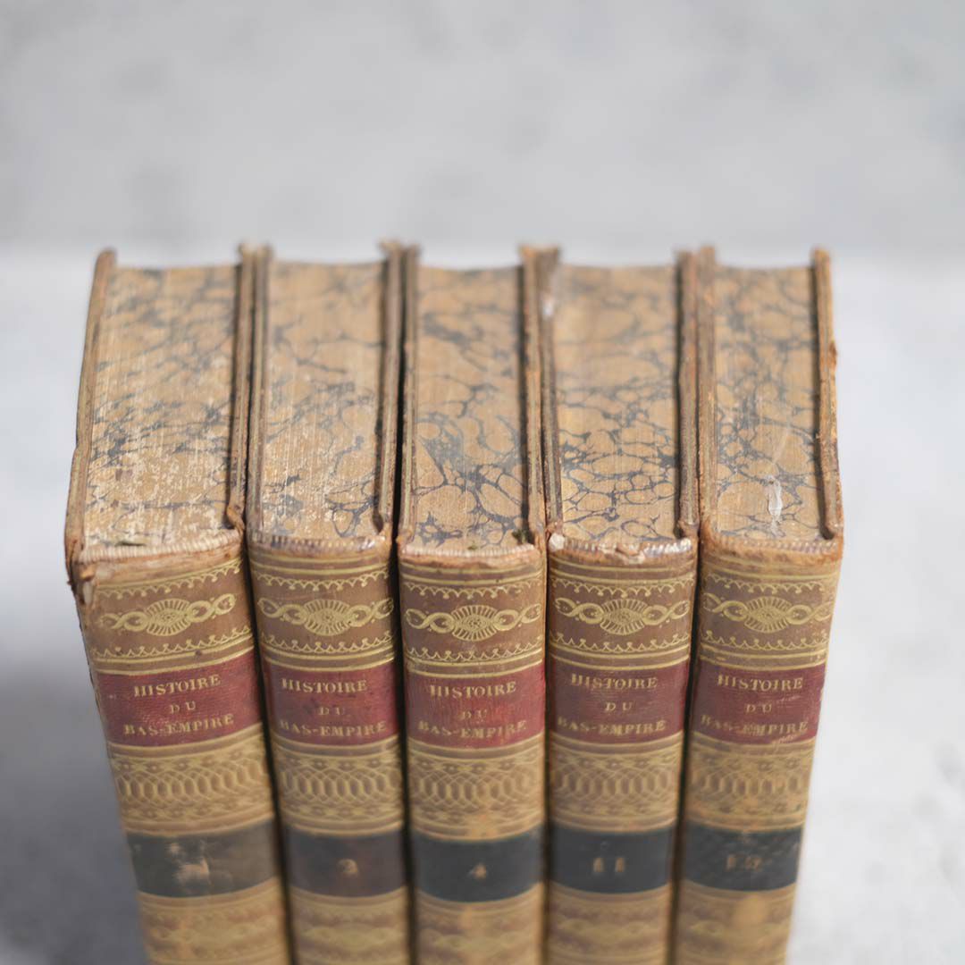 アンティークブック フランスの歴史書 革張りの古書 1758の通販