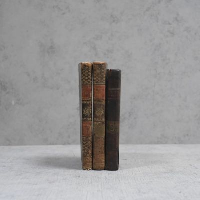 小さなアンティークブック フランス 古書1846年の通販 アンティーク 