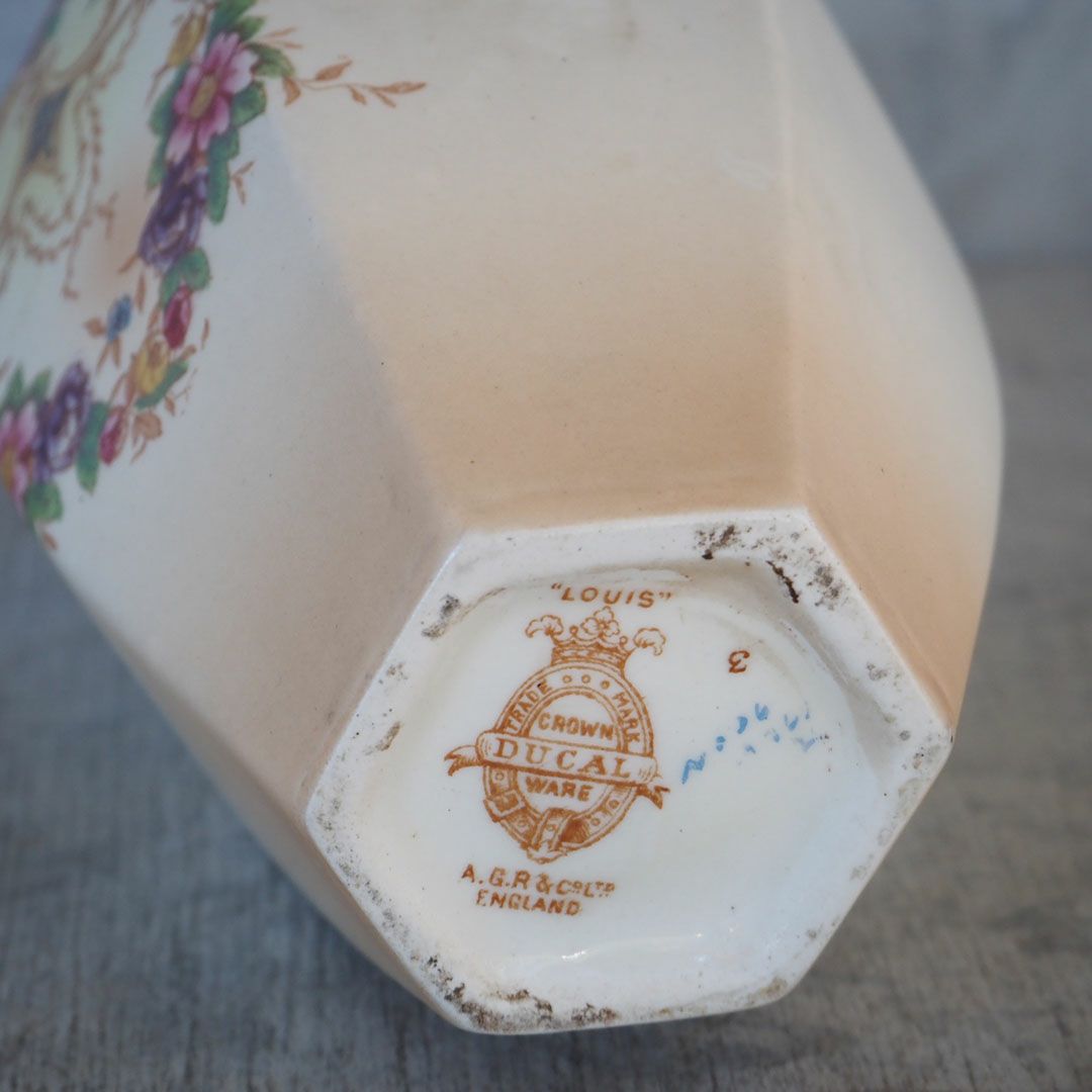 アンティークフラワーベース イギリス CROWN WARE DUCAL LOUIS  陶器の花瓶刻印