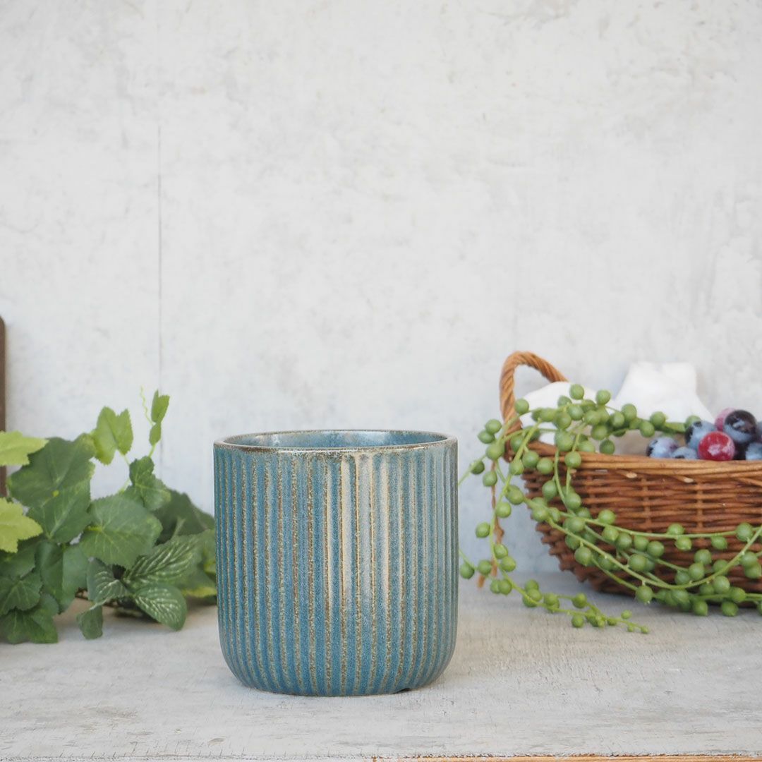 陶器のプランター シンプルなラインデザイン 鉢植え 青