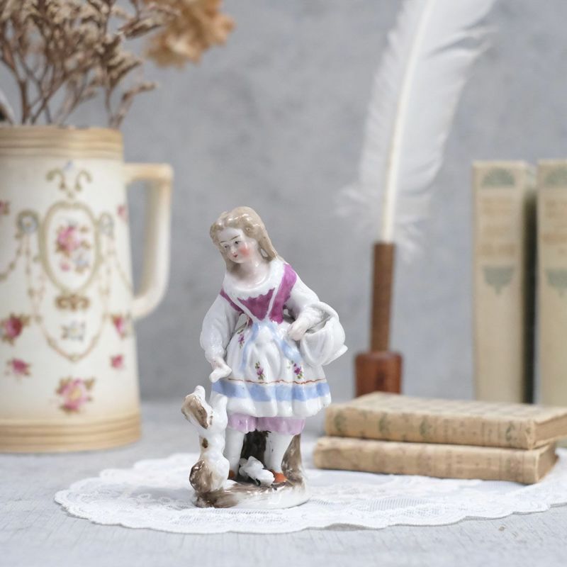 ヴィンテージ フィギュリン イギリス 女の子と犬 陶器の人形の通販 アンティークショップMALTOオンライン