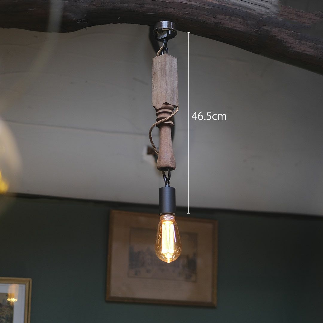 古材のウッドスピンドルペンダントライト S(電球別売り)の通販MALTO