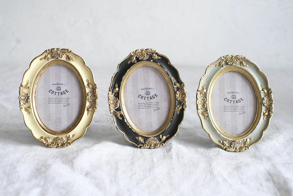 ３色展開の額縁