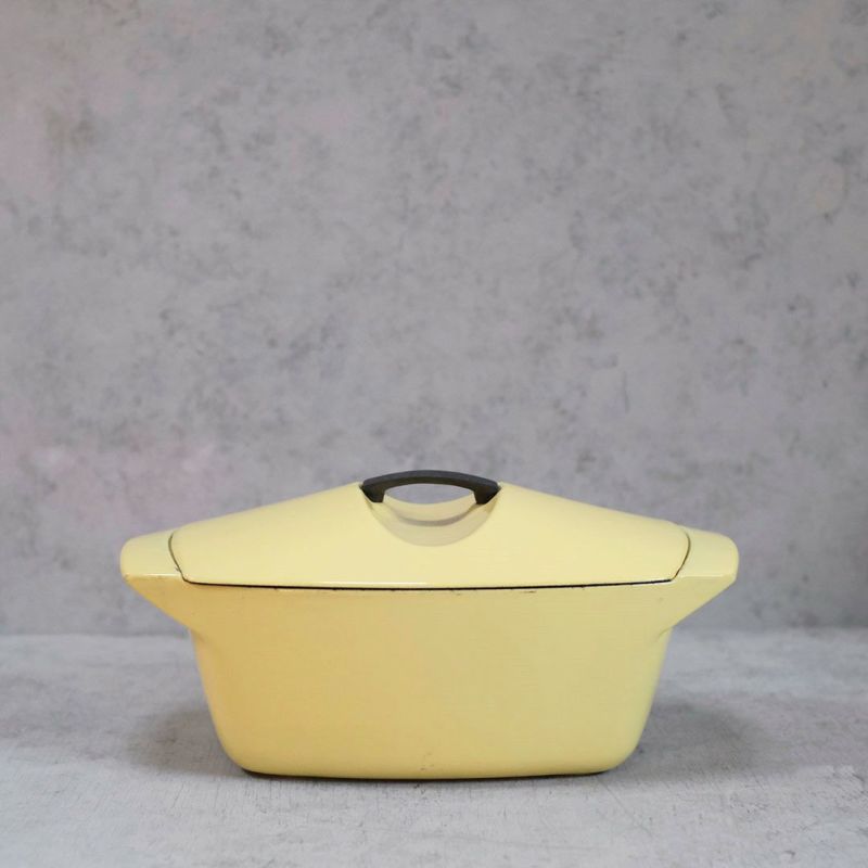 ヴィンテージ Le Creuset（ルクルーゼ）鍋 Coquelle(コケル) / Raymond Loewy（レイモンド・ローウィ)デザイン  1958年の通販 アンティークショップMALTOオンライン