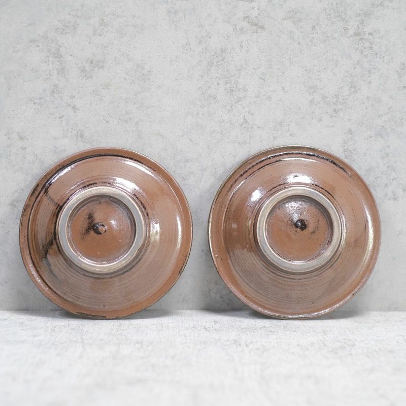 やちむん 5.5寸 中皿 沖縄 飛び鉋 宮城正享 茶 読谷村北窯 蛇の目あり