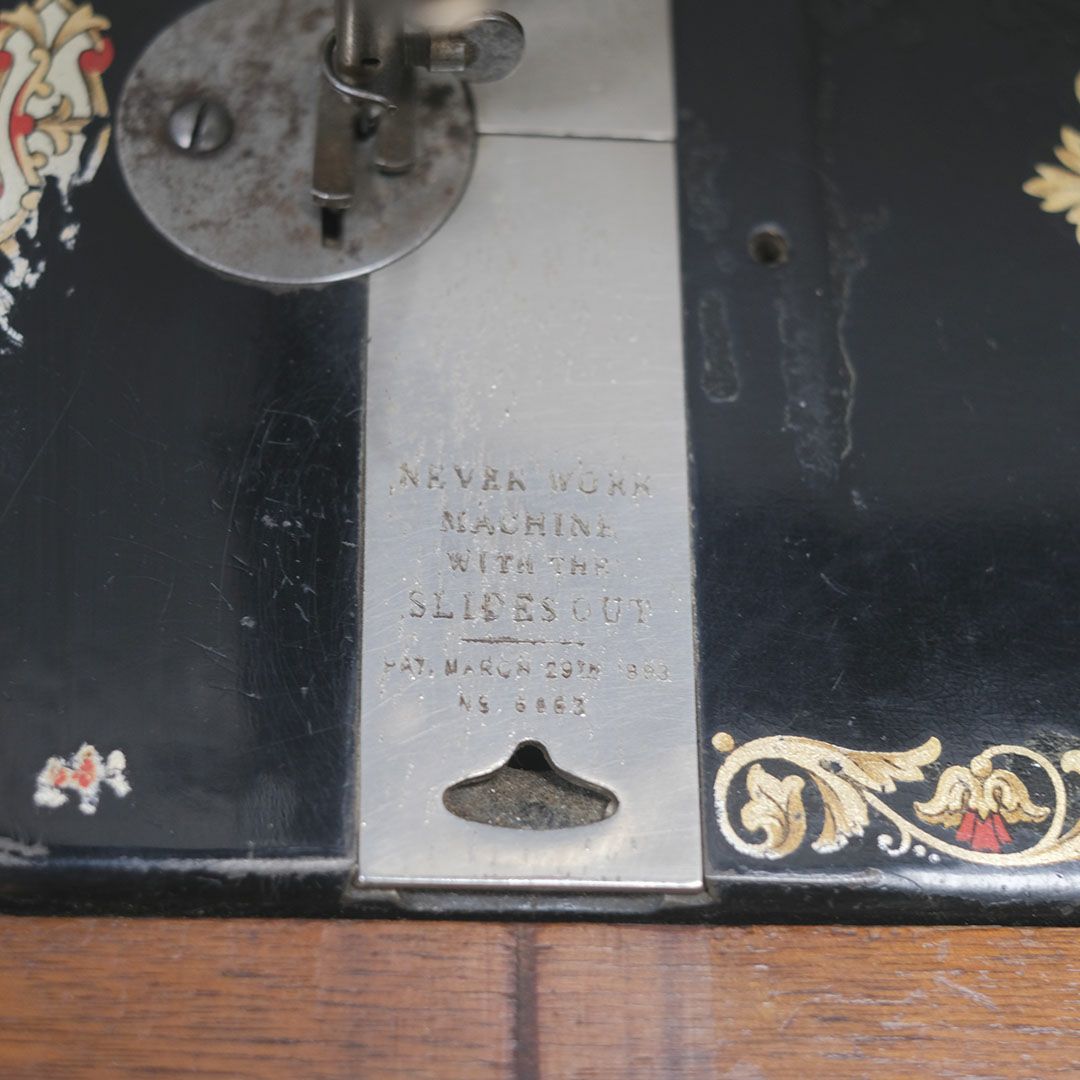 アンティークミシン JONES イギリス ソーイングマシーン