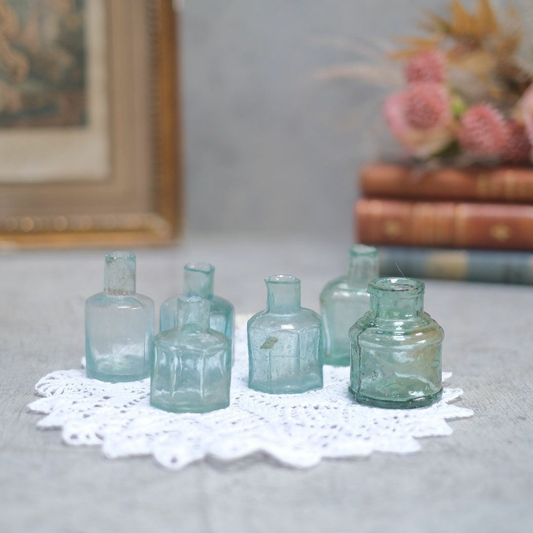 アンティークインクボトル 100年以上前に作られたガラス製の小瓶の通販  