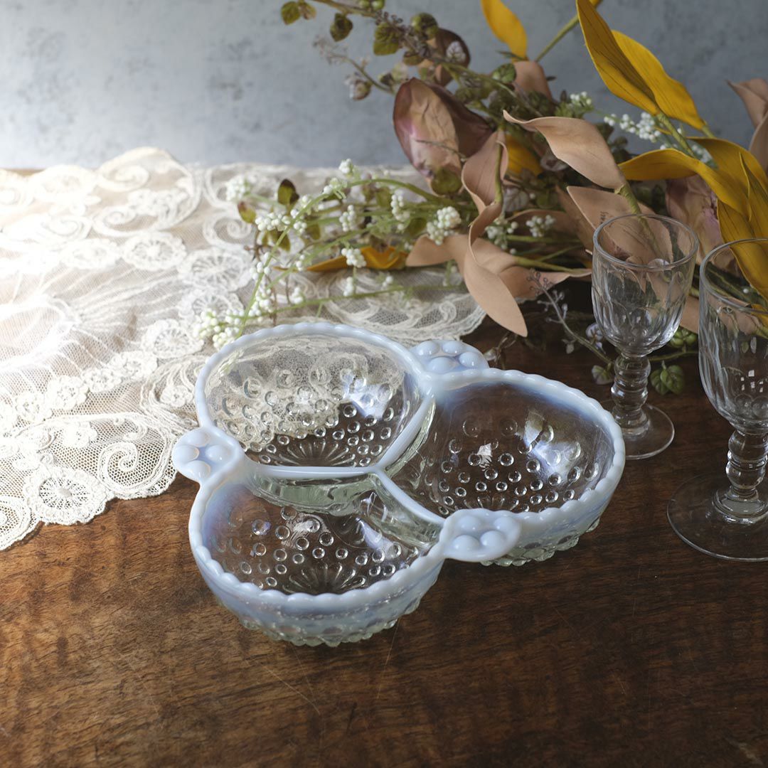 アンティークオパールセントグラスチョコレート皿 イギリス