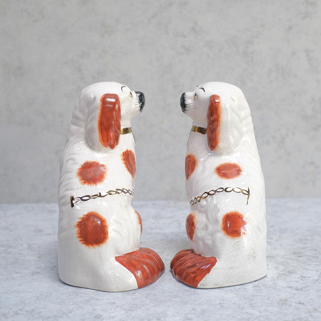 アンティークスタッフォードシャードッグペア イギリス 陶器の犬の置物2