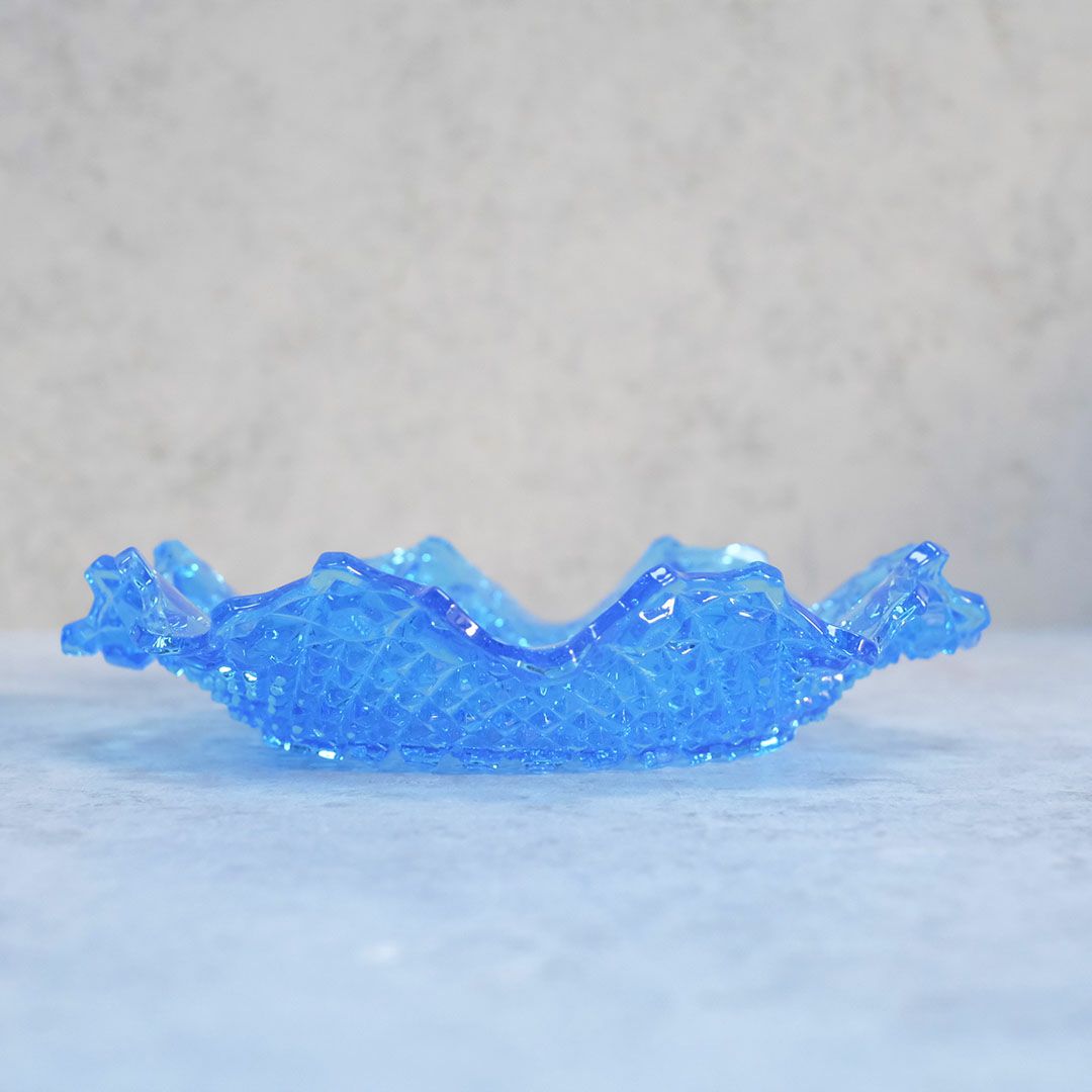 アンティーク ガラス皿 フリル ブルー イギリス 青いガラストレイ/アンティーク食器