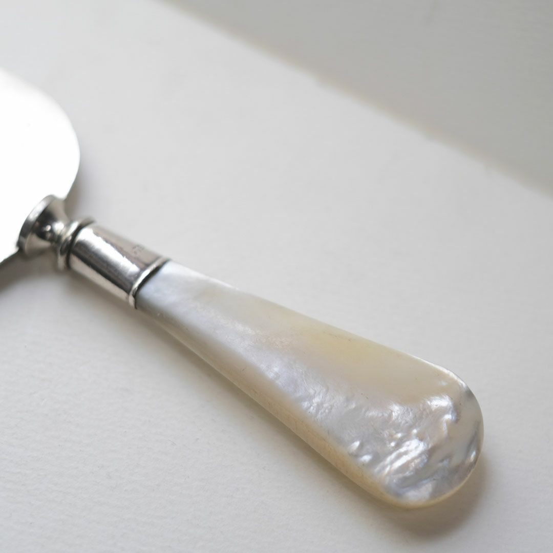 アンティークケーキサーバー イギリス カトラリー マザーオブパール6