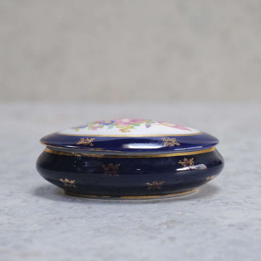 アンティーク小物入れ LIMOGES(リモージュ) フランス 陶器のケース