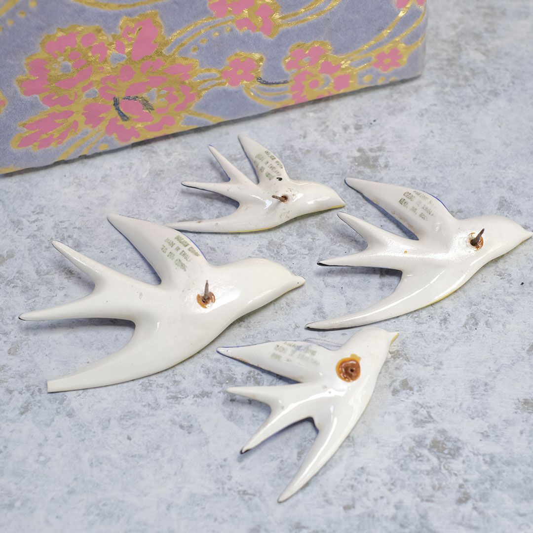 ヴィンテージ 燕オブジェ4個セット イギリス 手作り 陶器の古いツバメの壁飾り