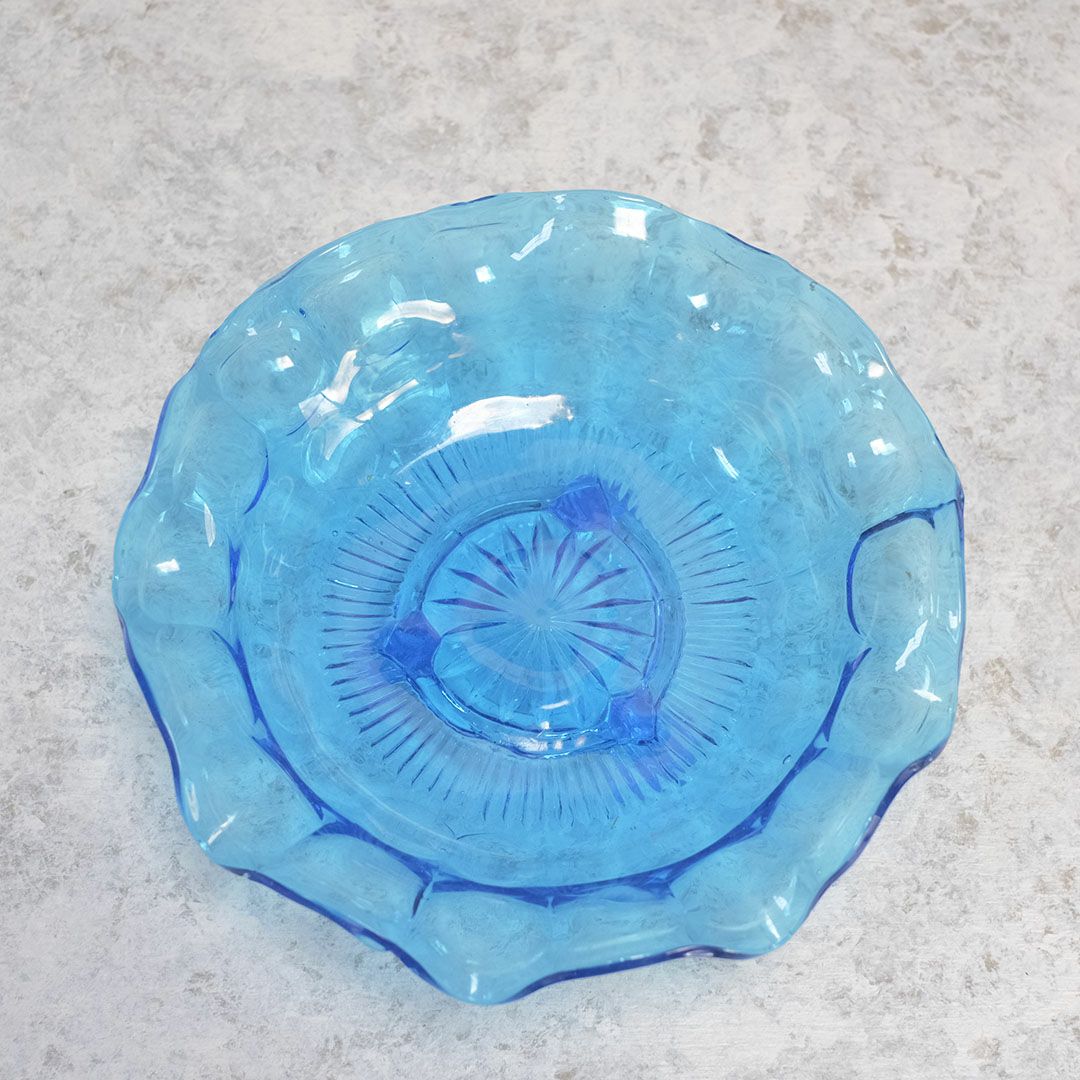 アンティークガラスコンポート ブルー色鮮やかなイギリスのガラストレイ 3