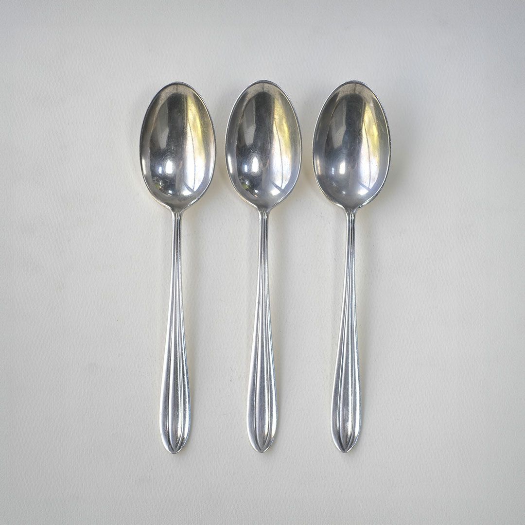 ヴィンテージデザートスプーン シルバープレート イギリス1