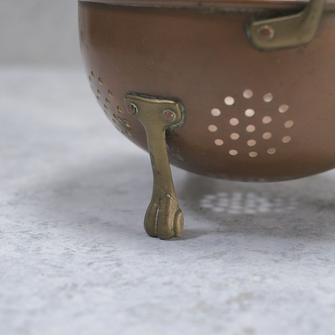 アンティーク コッパーコランダー 珍しい銅製 フランス 水切りざる 猫足