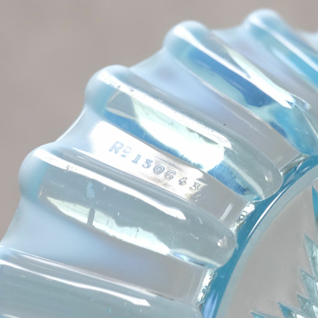 アンティークヴァセリングラストレイ イギリス 美しい青の稀少なグラス6