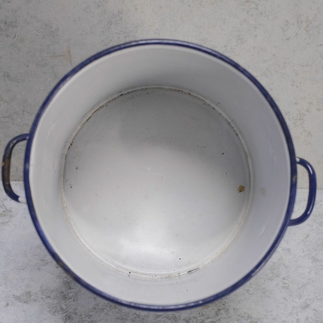 アンティーク ホーローFLOUR缶 イギリス 小麦粉保存容器 白い琺瑯ストッカー