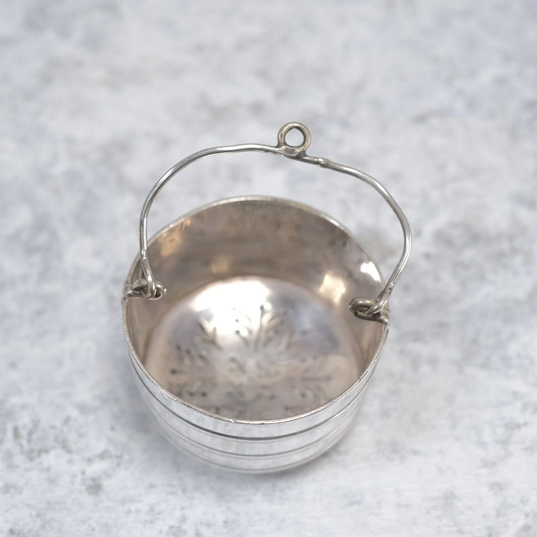 アンティークパソワール フランス ティーストレーナー シルバープレート製4