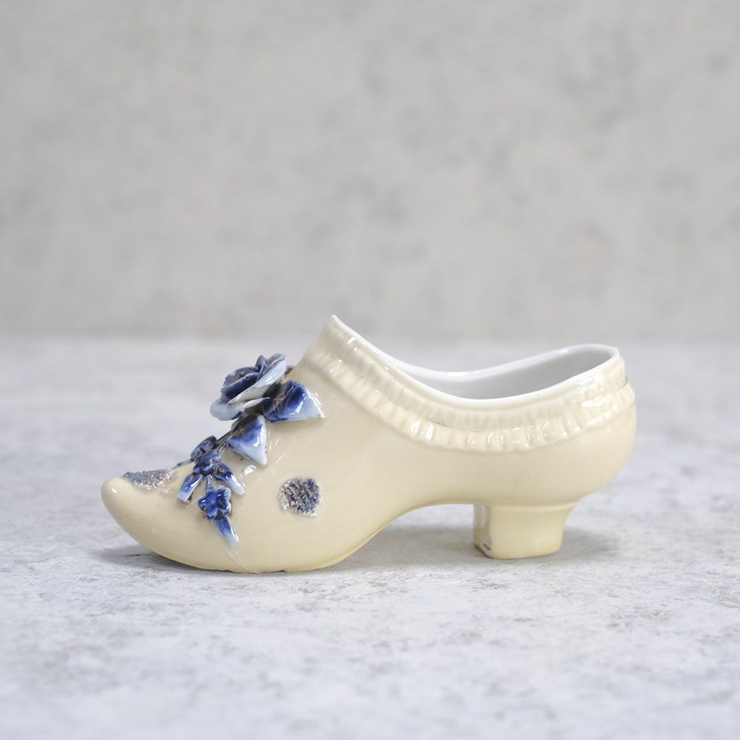 ヴィンテージ ポーセリンシューズトリンケット フランス 小さな陶器の靴 置物2