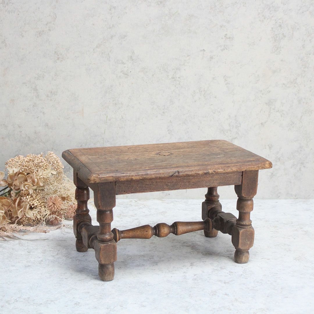 アンティークスツール フランス 濃い茶色天然木 アンティーク家具