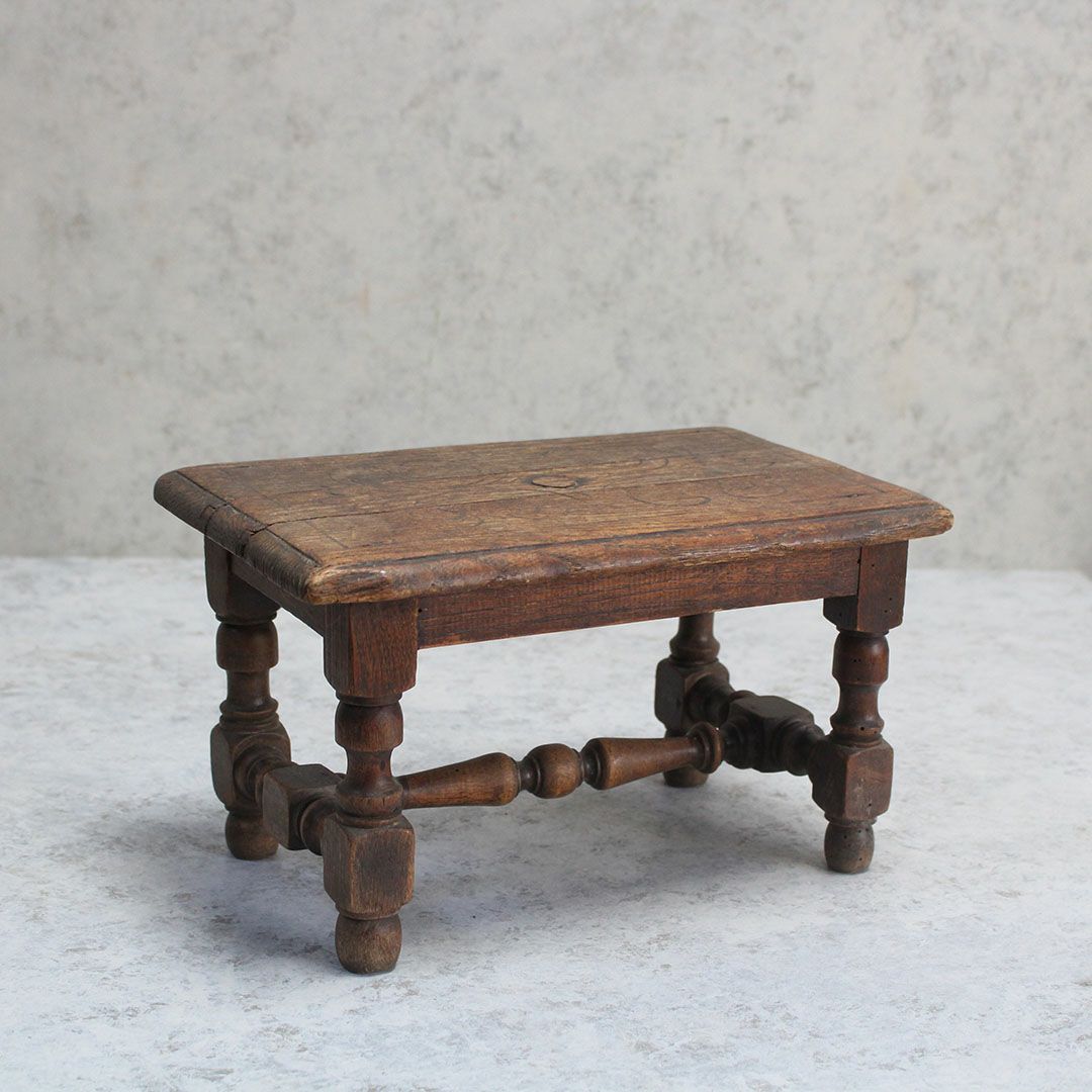 アンティークスツール フランス 濃い茶色天然木 アンティーク家具2