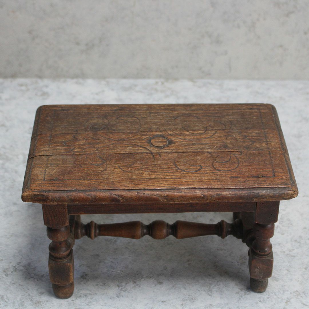 アンティークスツール フランス 濃い茶色天然木 アンティーク家具7