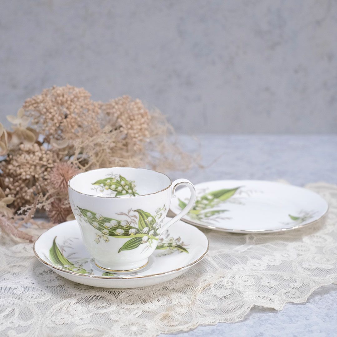 ヴィンテージティーカップトリオ イギリス 鈴蘭 リリー Adderley アダーリー02