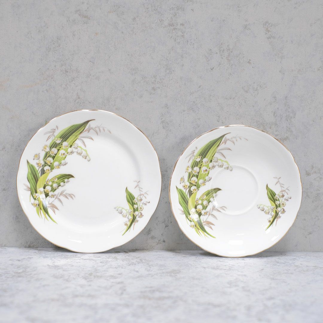 ヴィンテージティーカップトリオ イギリス 鈴蘭 リリー8