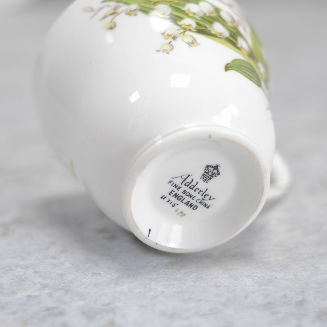 ヴィンテージティーカップトリオ イギリス 鈴蘭 リリー9