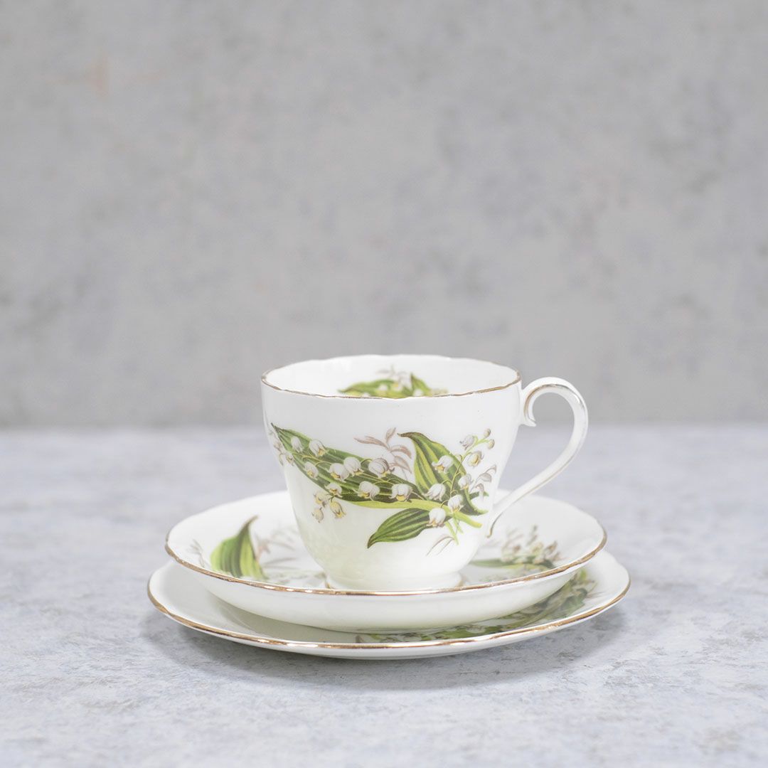 ヴィンテージティーカップトリオ イギリス 鈴蘭 リリー11