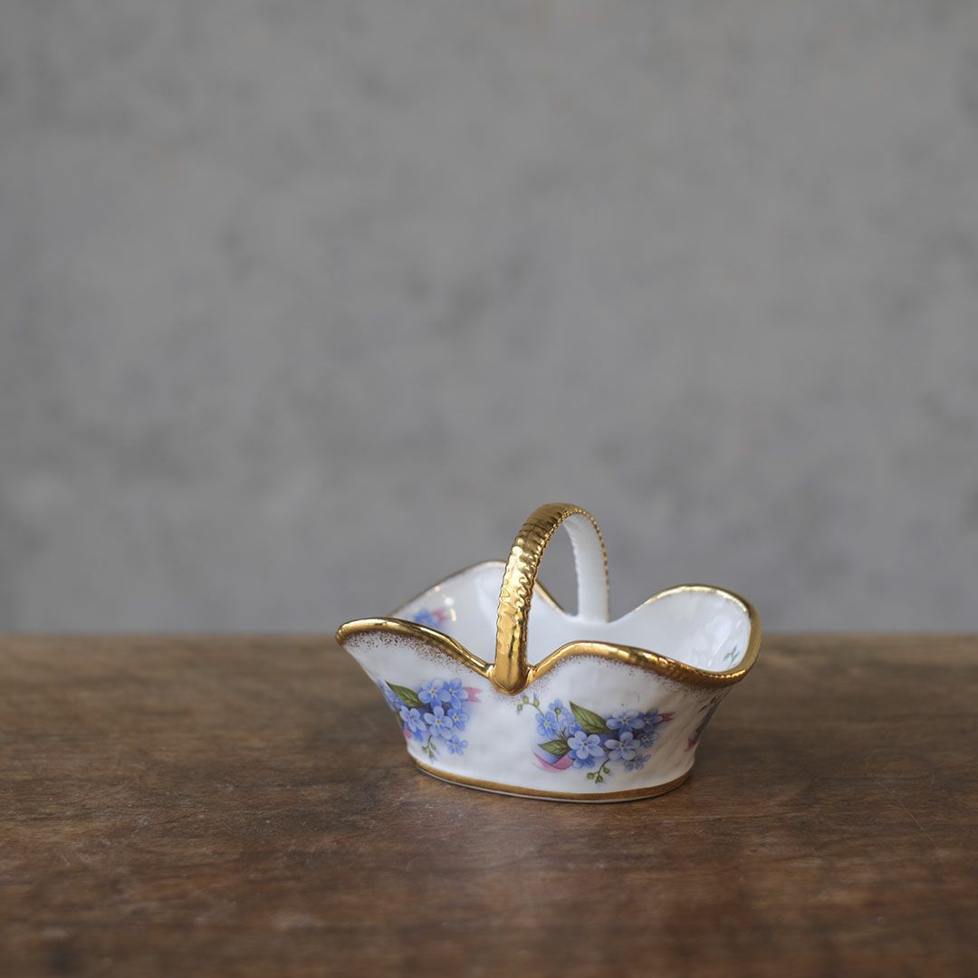 ヴィンテージ小物入れ 籠 イギリス 陶器ミニバスケット