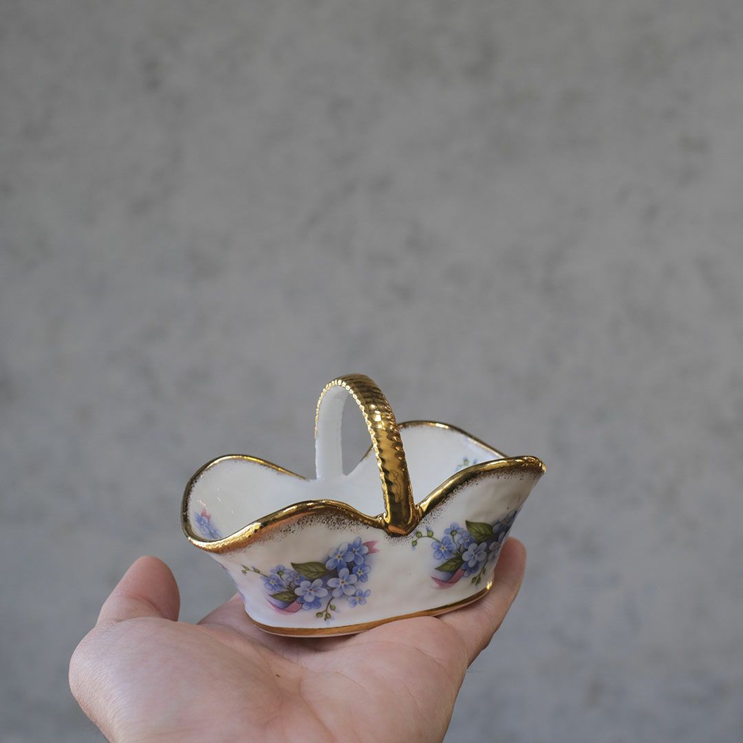 ヴィンテージ小物入れ 籠 イギリス 陶器ミニバスケット