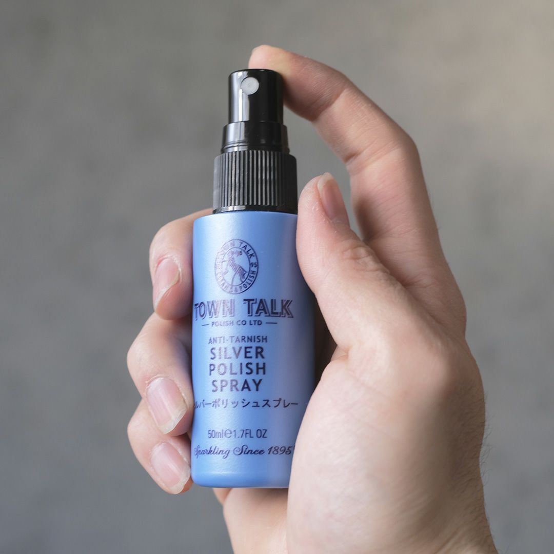 英国王室御用達品のシルバー磨き