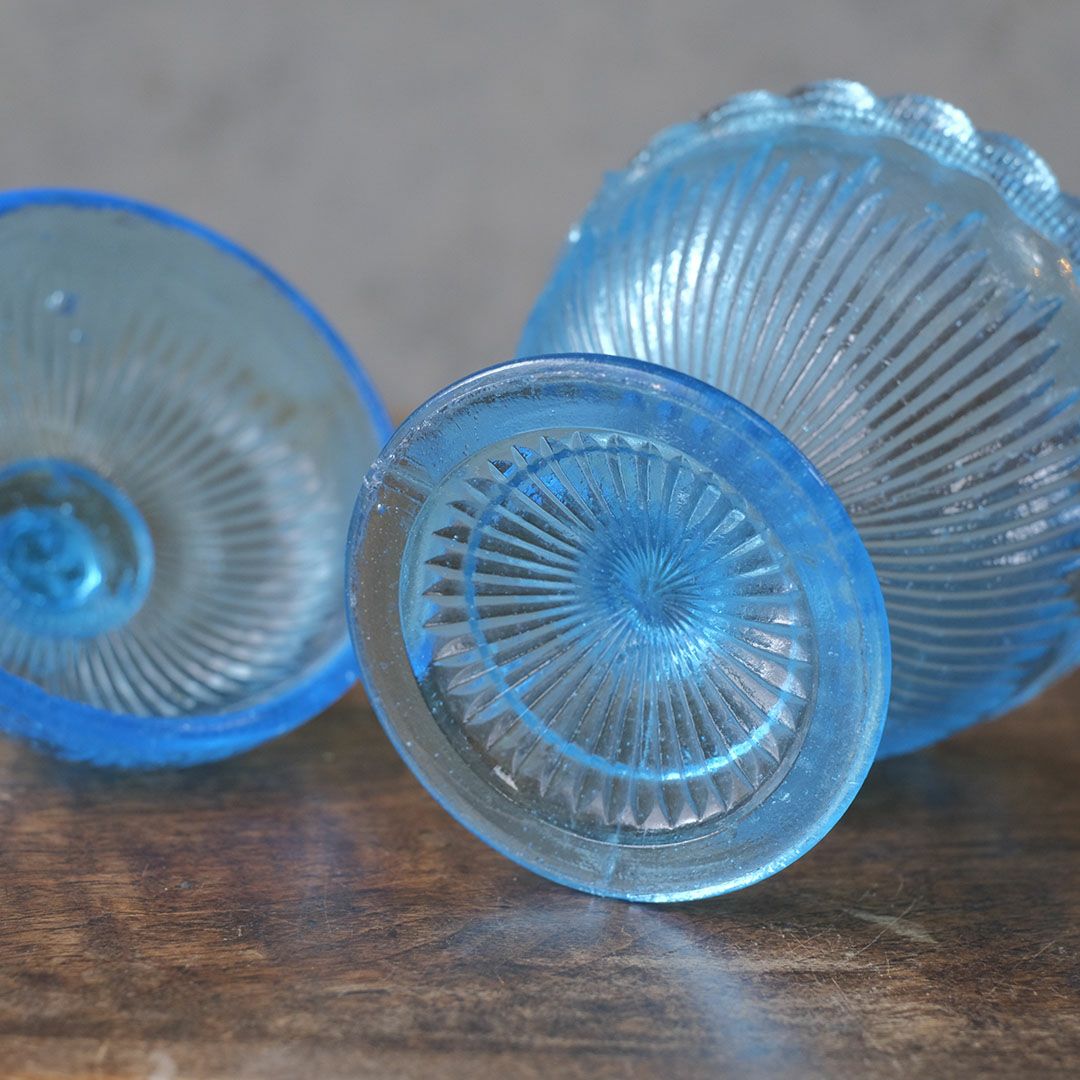 アンティークキャンディボウル 青いガラスの小物入れ フランス ボンボニエール