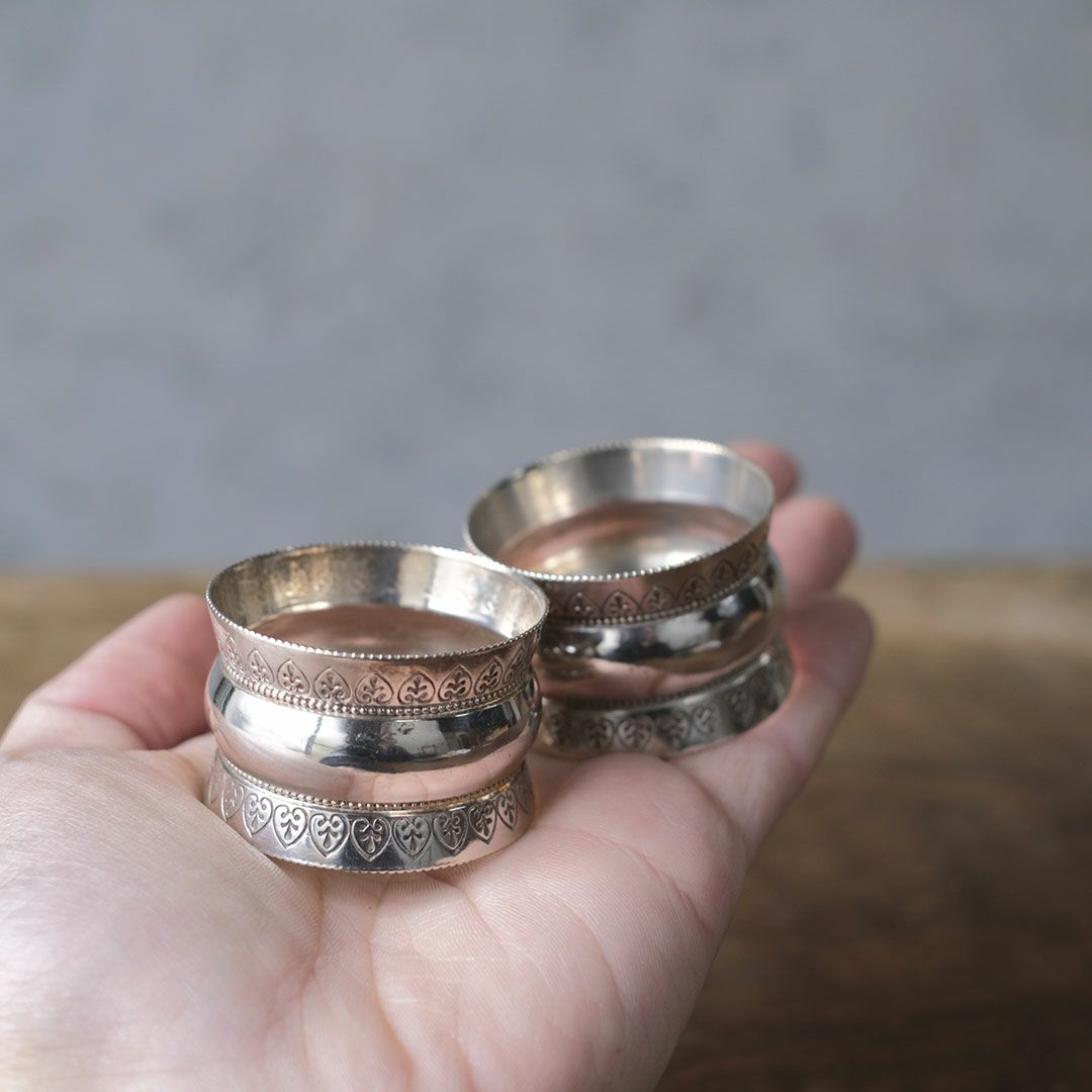 アンティークナプキンリング イギリス シルバープレート 2個セット5