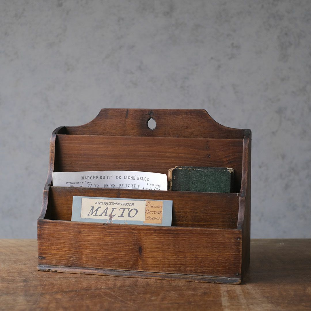 アンティーク 木製レターラック　書類や文房具の卓上収納ボックス