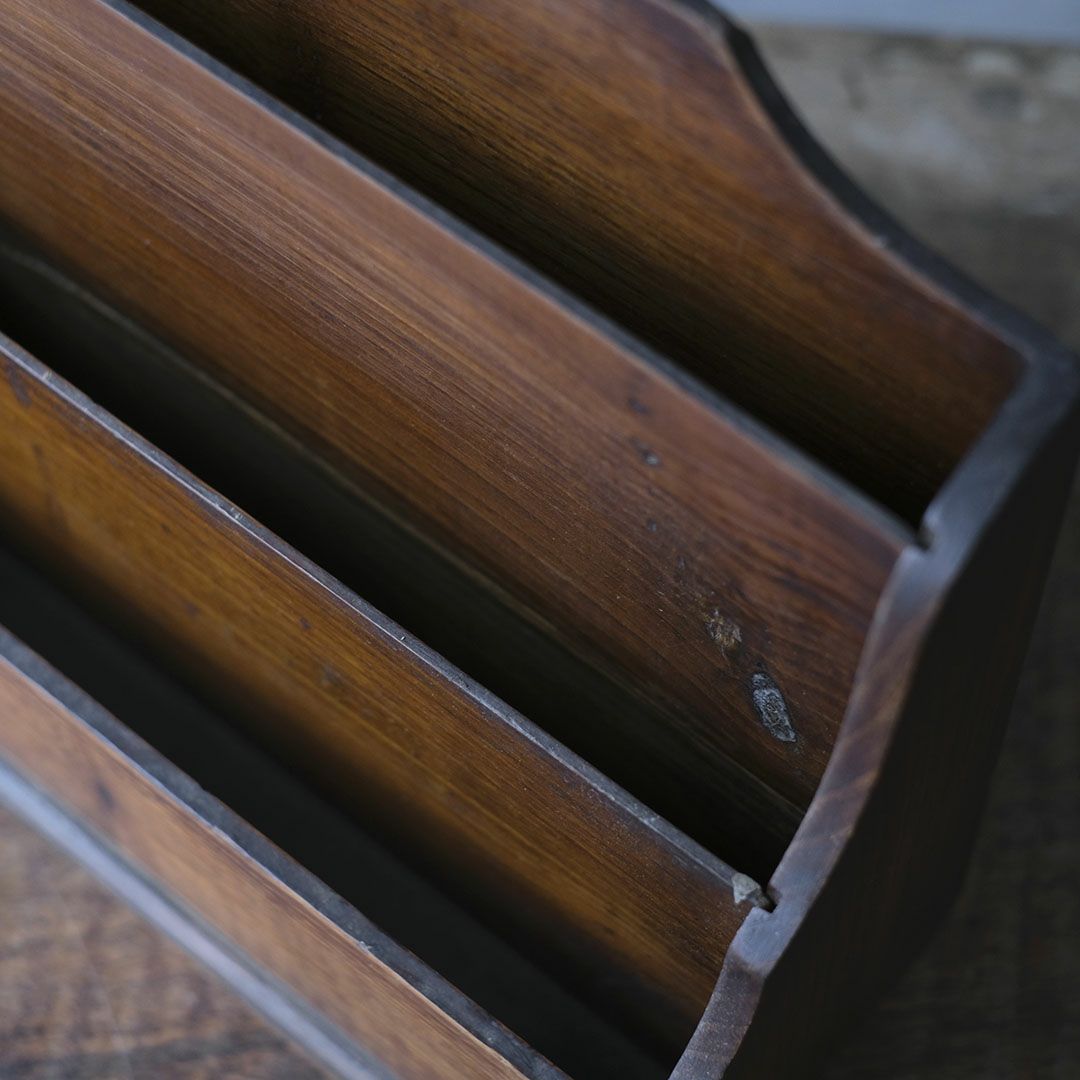 アンティーク 木製レターラック　書類や文房具の卓上収納ボックス5