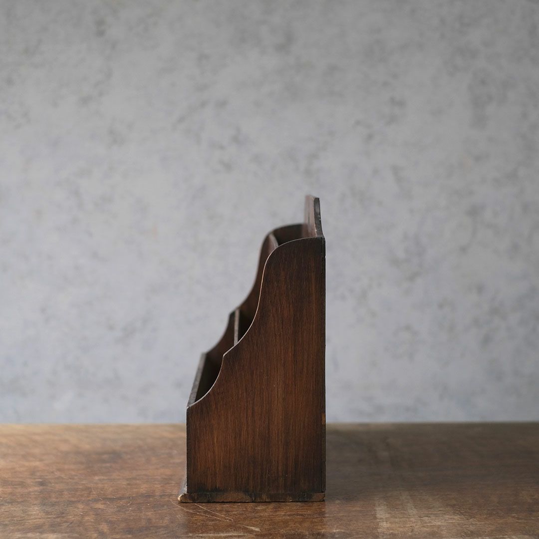 アンティーク 木製レターラック　書類や文房具の卓上収納ボックス6