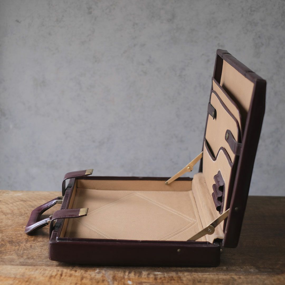 ヴィンテージバッグ イギリス レザー4