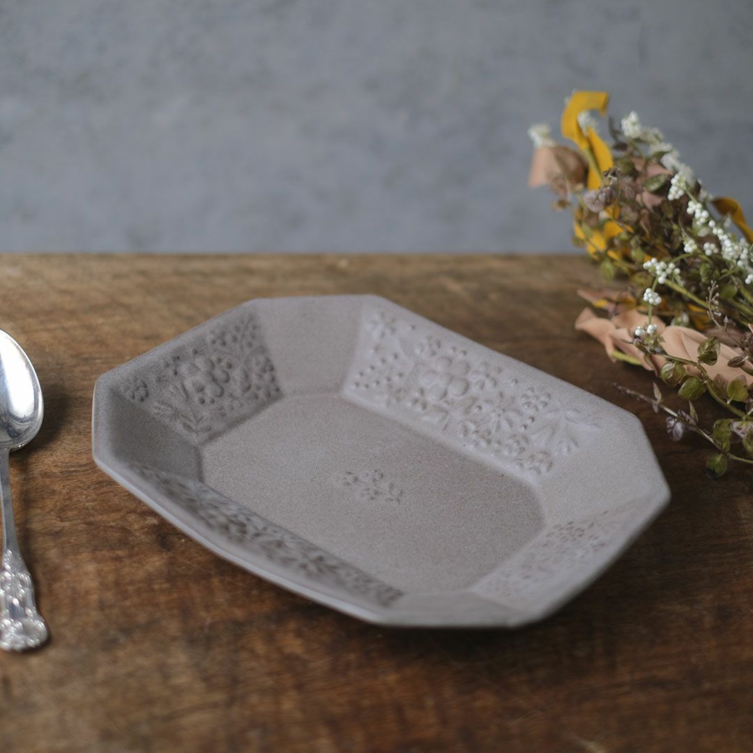 益子焼 kukka(クッカ) 八角皿 大 26cm ココアグレー色 わかさま陶芸 若林健吾