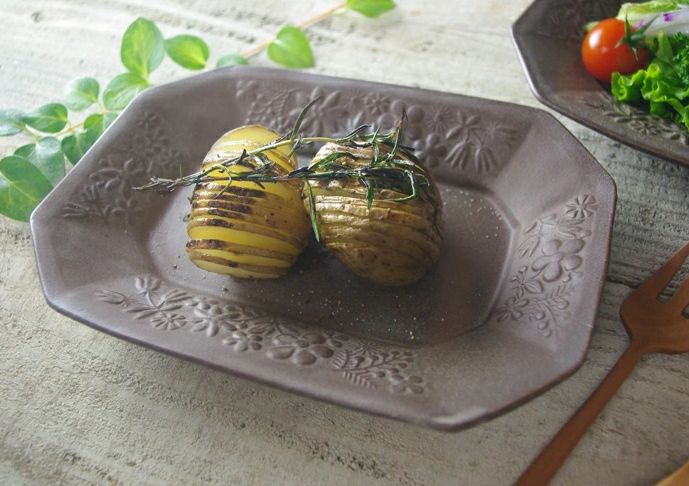 益子焼 kukka(クッカ) 八角皿 中 22cm ココアグレー色 わかさま陶芸 若林健吾1