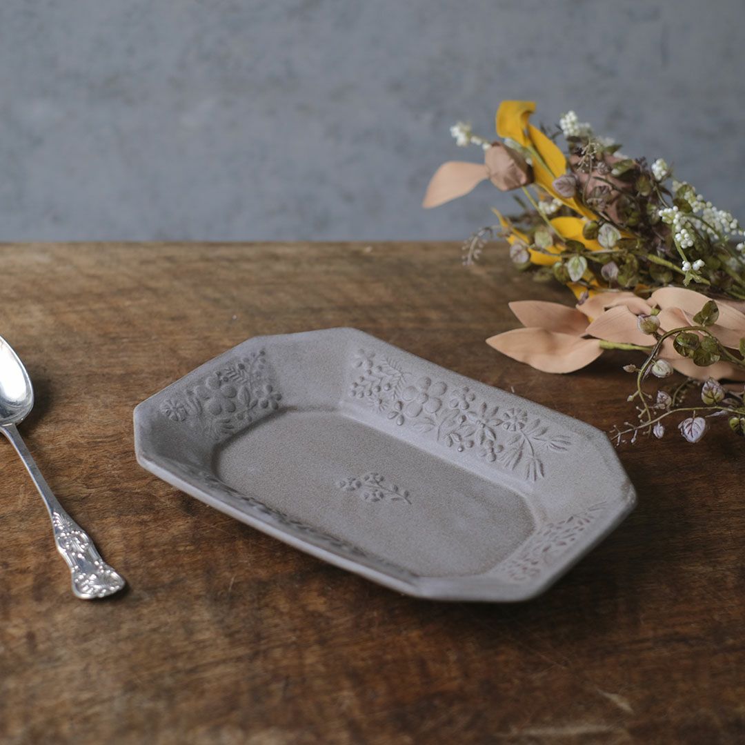 益子焼 kukka(クッカ) 八角皿 中 22cm ココアグレー色 わかさま陶芸 若林健吾2