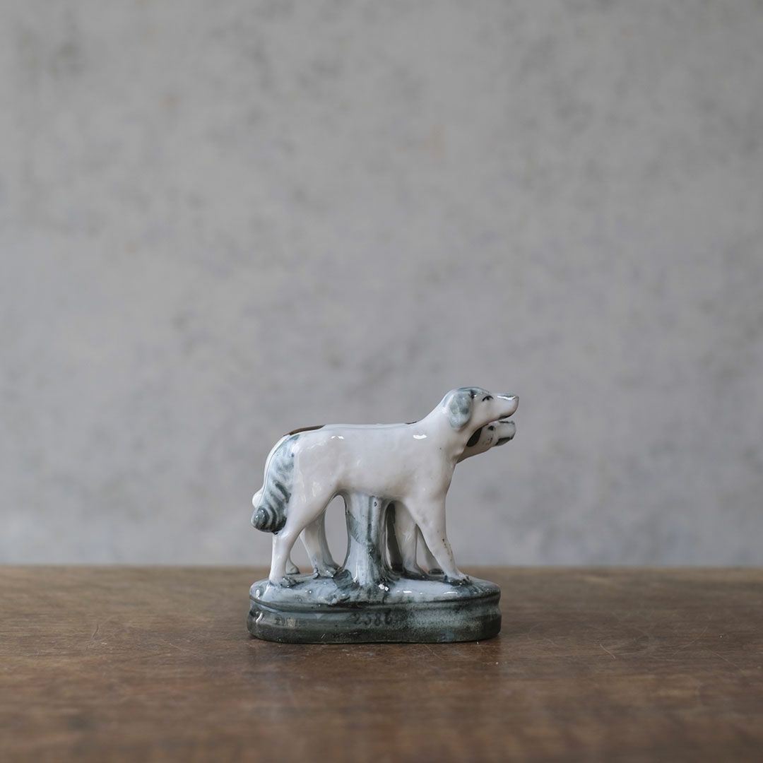 アンティークフィギュリン 2匹の犬 イギリス 陶器の置物3