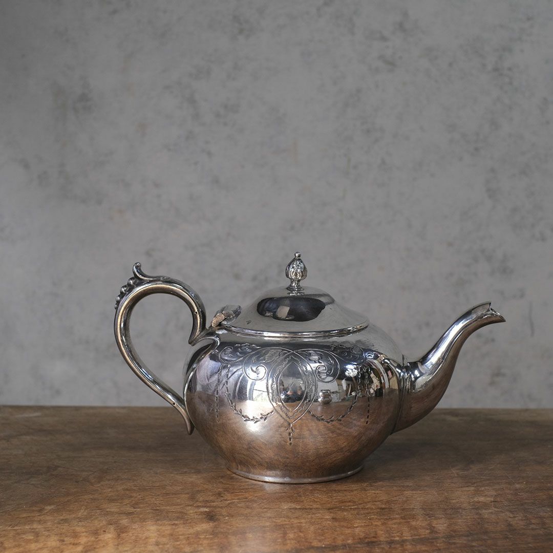 アンティークティーポットセット イギリス シルバープレート2