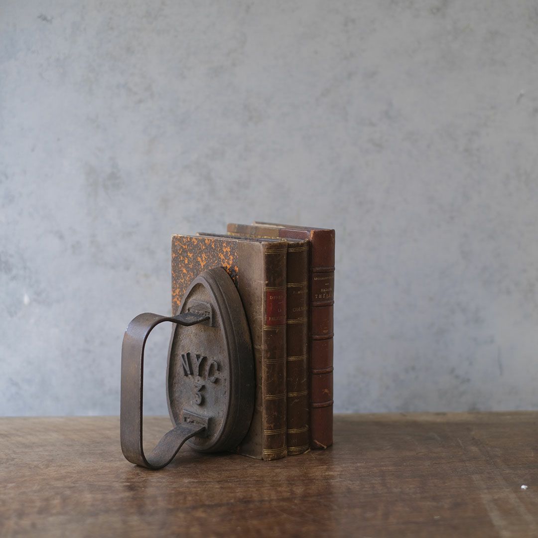 アンティーク ソリッドアイロン ブックエンドやペーパーウェイト 置物