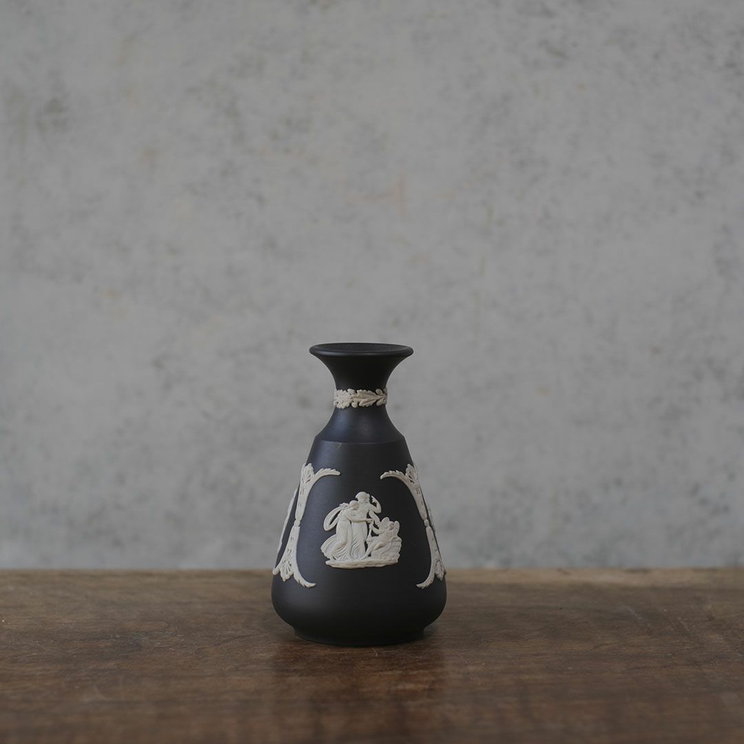 ヴィンテージWEDGWOOD ウェッジウッド ジャスパー 一輪挿し 貴重な黒1