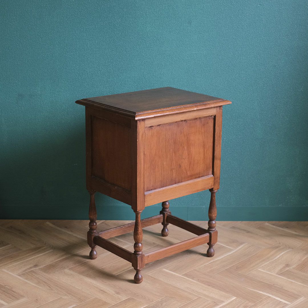 アンティーク ナイトテーブルB フランス ベッドサイドテーブル アンティーク家具8