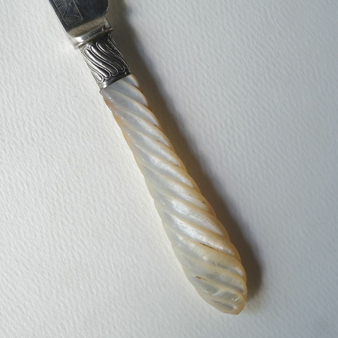 アンティーク マザーオブパール デザートカトラリー イギリス ナイフ 白蝶貝 銀メッキ6