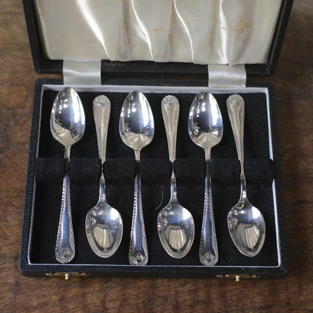 アンティーク ティースプーンセット 専用ボックス イギリス 銀メッキ シルバープレート2